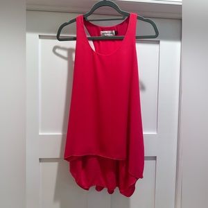 Veronica Silky hi-low sleeveless top.